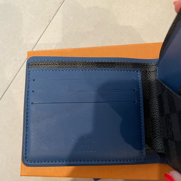 Louis Vuitton Multiple Wallet in Damier Graphite Canvas & Blue Leather - Picture 5 of 7